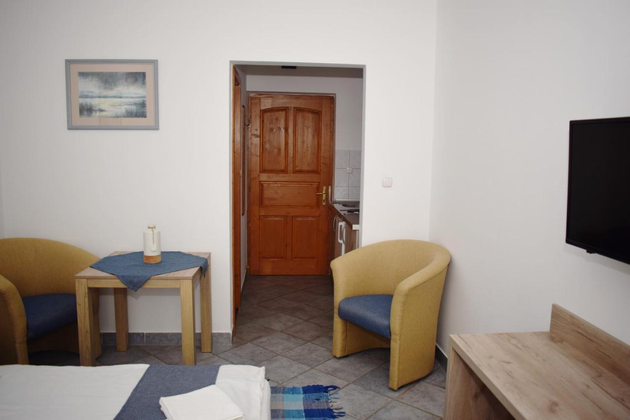 זלקרוס Varga Apartmanhaz מראה חיצוני תמונה